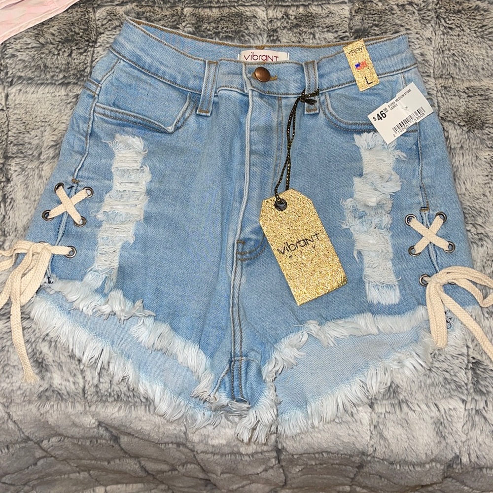 HIGH WAISTED TIE UP DENIM SHORTS